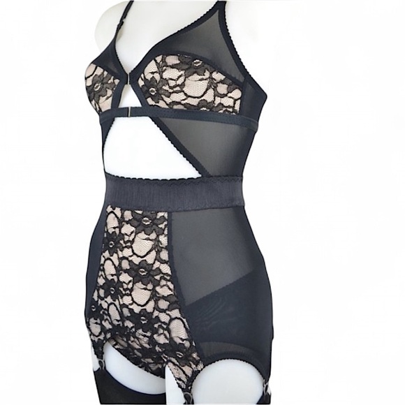 (( Pip & Pantalaimon )) Biscotti Courselette + knickers NWOT - Picture 2 of 8